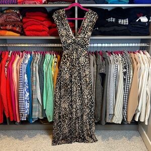 Carina brown/black/tan leopard sleeveless v neck maxi dress size S
